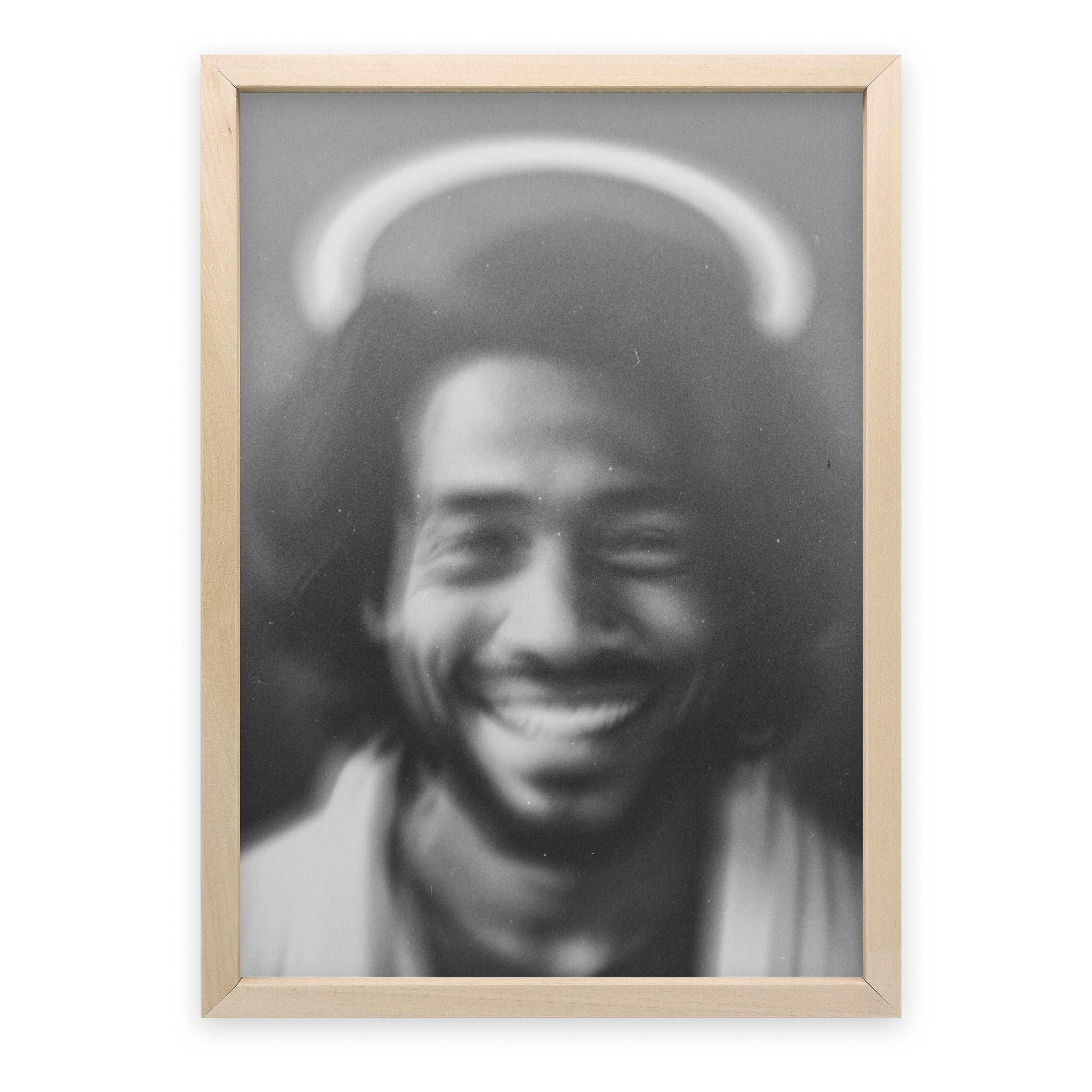 Poster Jesus, lachend unter einer Ringleuchte - Undarstellbar