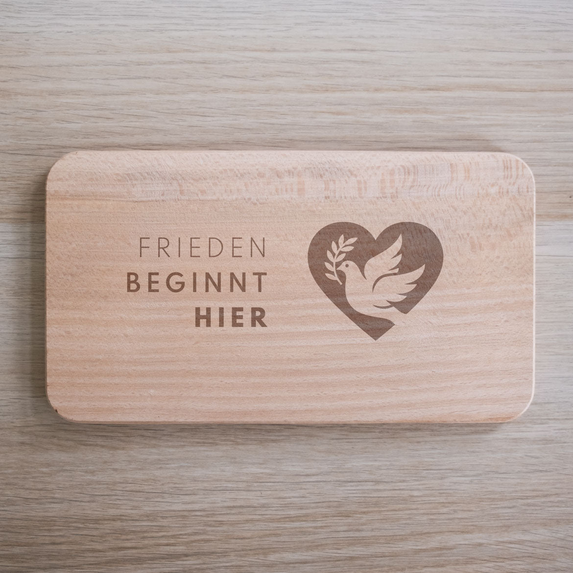 Frühstücksbrett Frieden beginnt hier